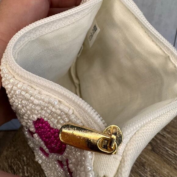 Beaded Coin Purse Wallet White Paw Prints Dog Lover Womens Bag New FAST SHIP - Picture 5 of 5